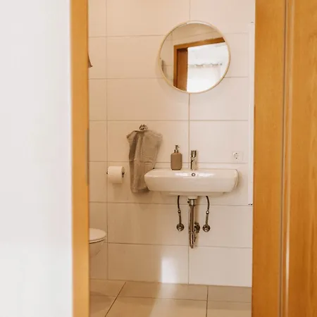 Cosy L Xxl Parkplatz & Netflix & Schluesselbox * Kreuztal