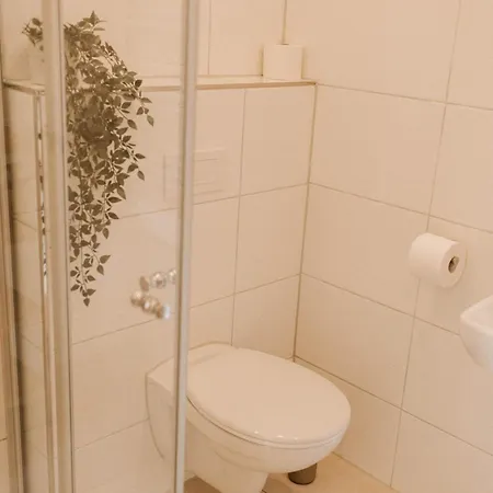 아파트 Cosy L Xxl Parkplatz & Netflix & Schluesselbox